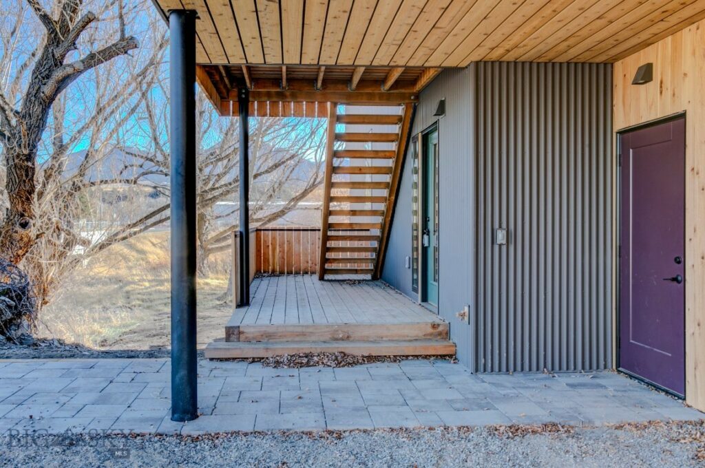 504 S H Street, Livingston MT 59047