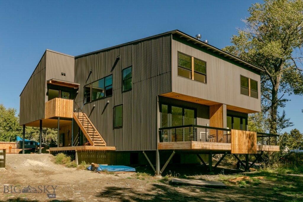 504 S H Street, Livingston MT 59047