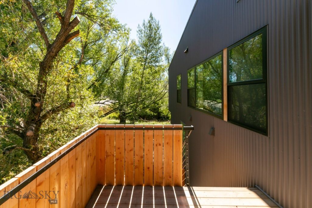 504 S H Street, Livingston MT 59047