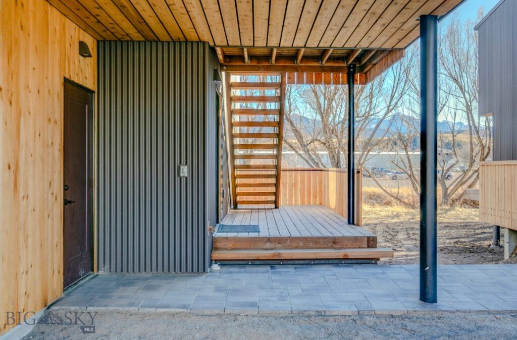 504 S H Street, Livingston MT 59047
