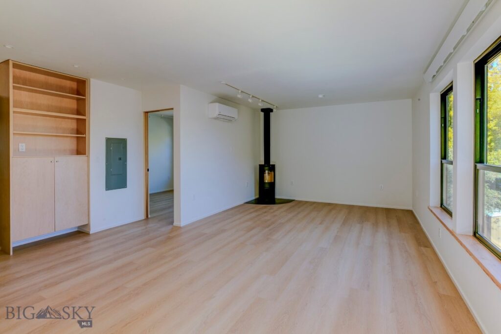 504 S H Street, Livingston MT 59047