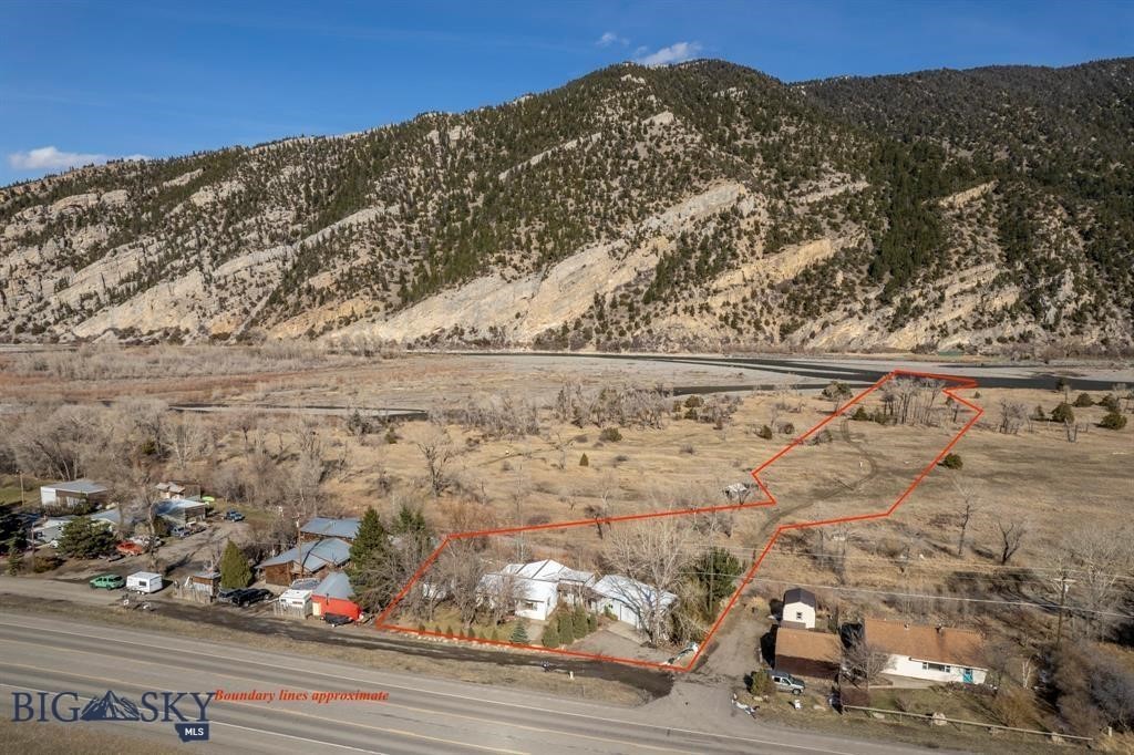 5042 US Highway 89 S, Livingston MT 59047