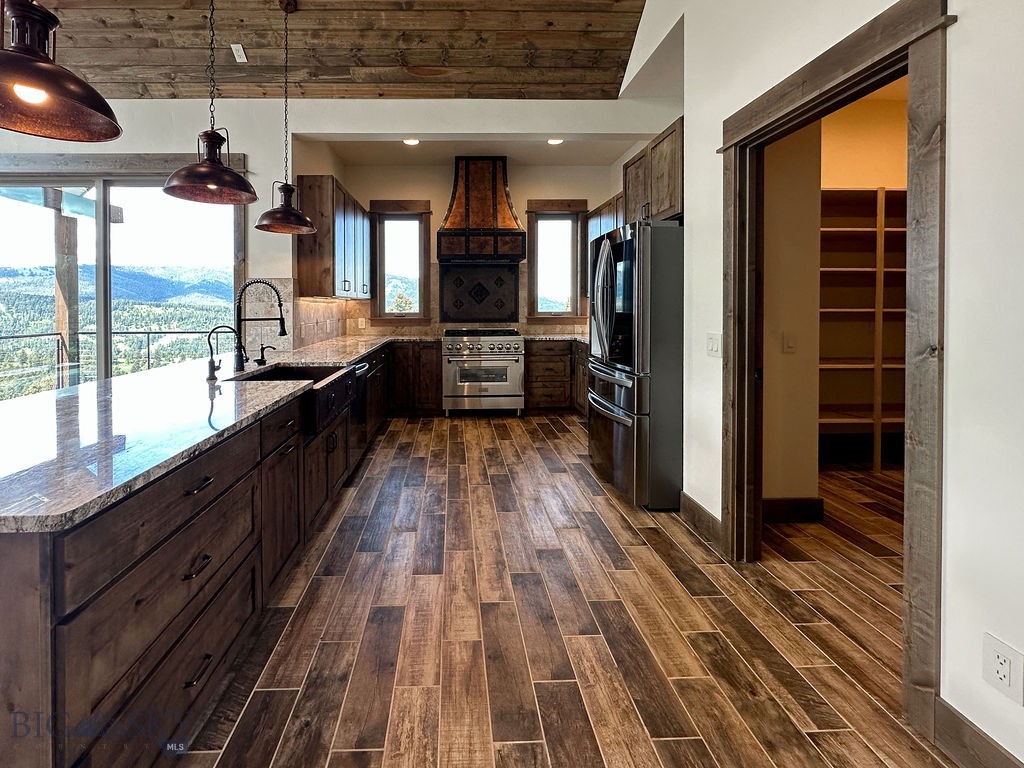 505 Center Hill Road, Bozeman MT 59715