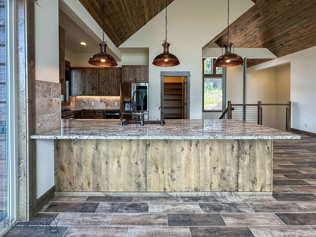 505 Center Hill Road, Bozeman MT 59715