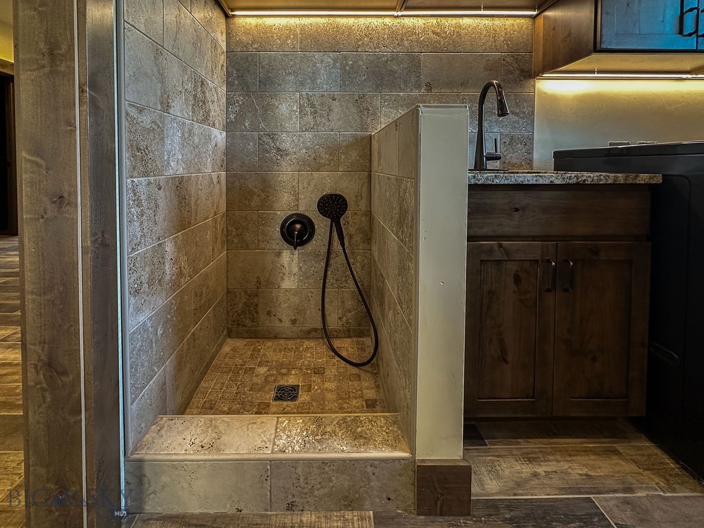 505 Center Hill Road, Bozeman MT 59715