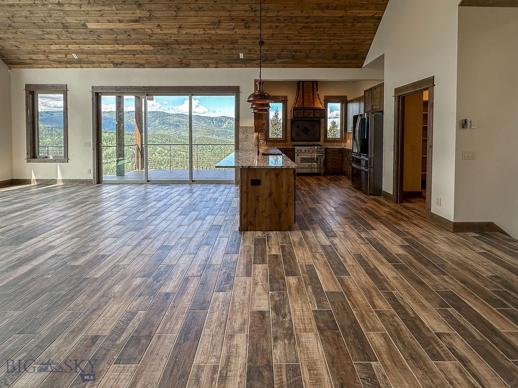 505 Center Hill Road, Bozeman MT 59715