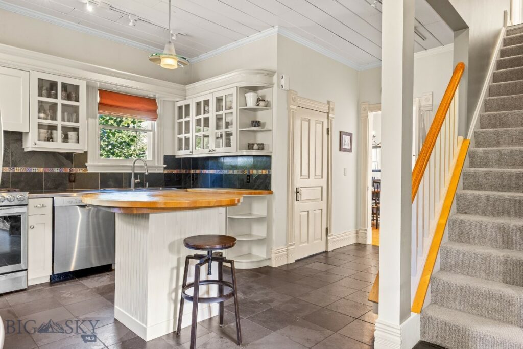 507 S 8th Avenue, Bozeman MT 59715