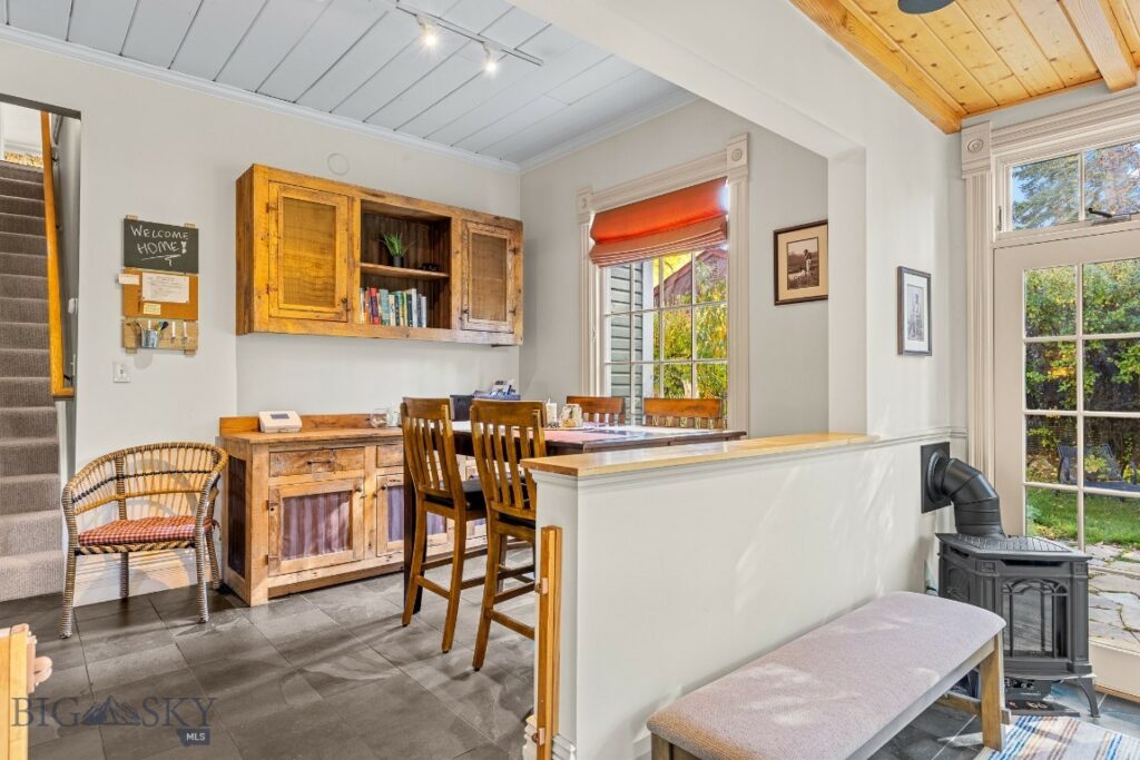 507 S 8th Avenue, Bozeman MT 59715