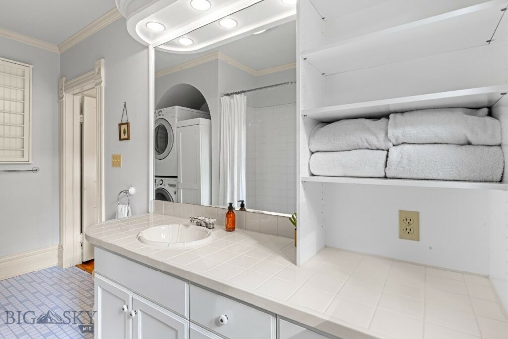 507 S 8th Avenue, Bozeman MT 59715