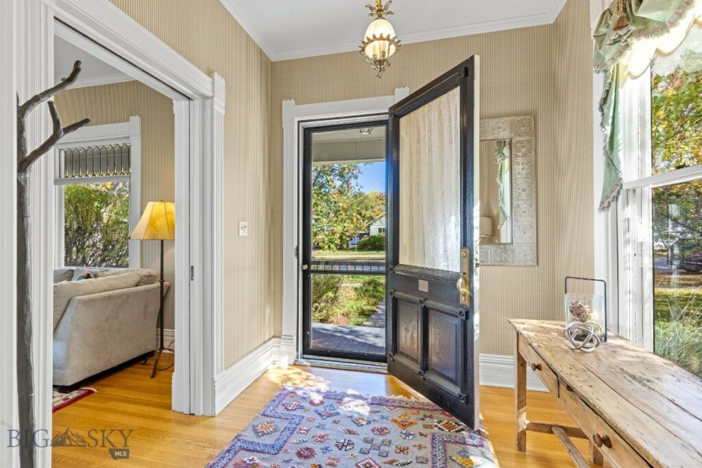 507 S 8th Avenue, Bozeman MT 59715