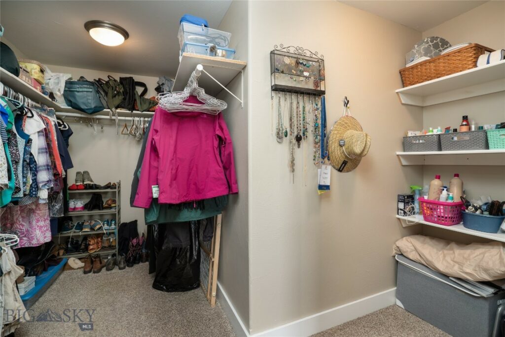 508 Coral Drive, Belgrade MT 59714