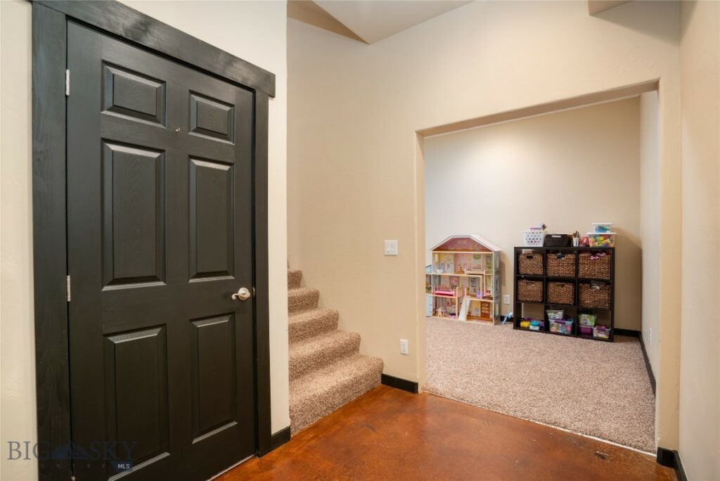 508 Coral Drive, Belgrade MT 59714