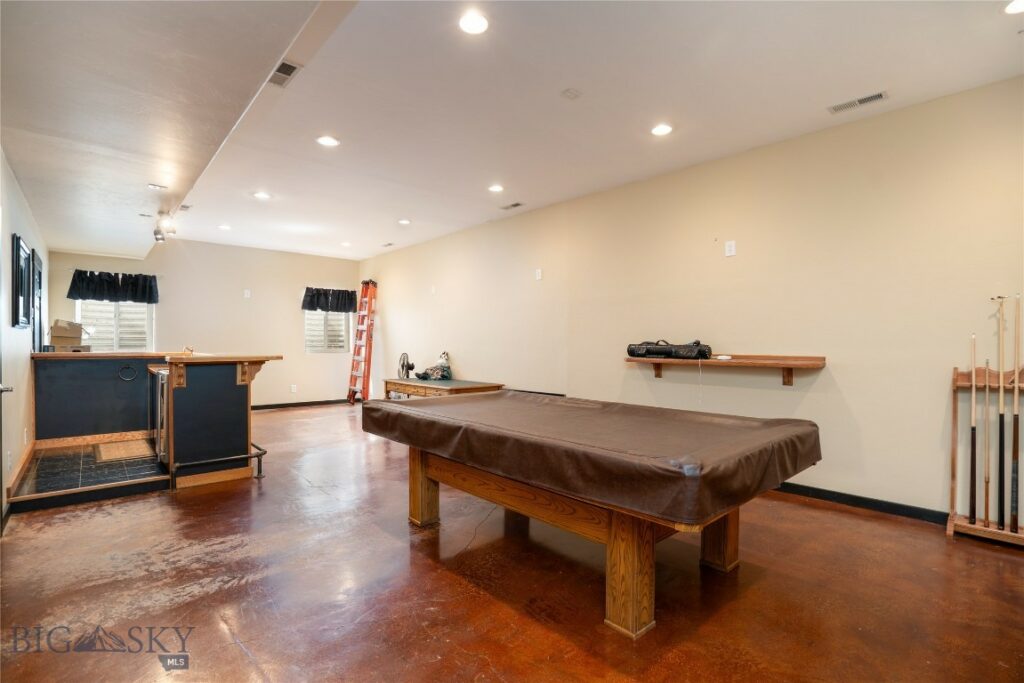508 Coral Drive, Belgrade MT 59714