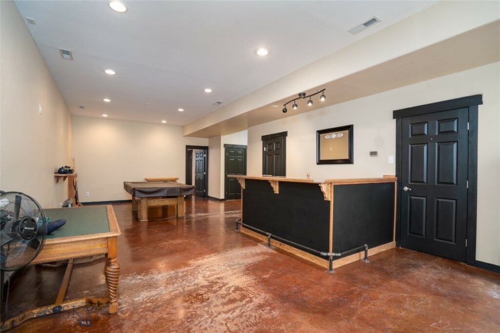 508 Coral Drive, Belgrade MT 59714