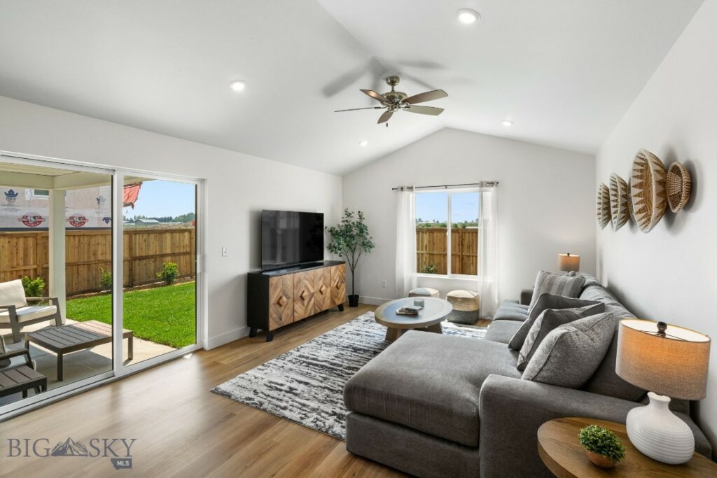 509 Reflector Rd, Belgrade MT 59714