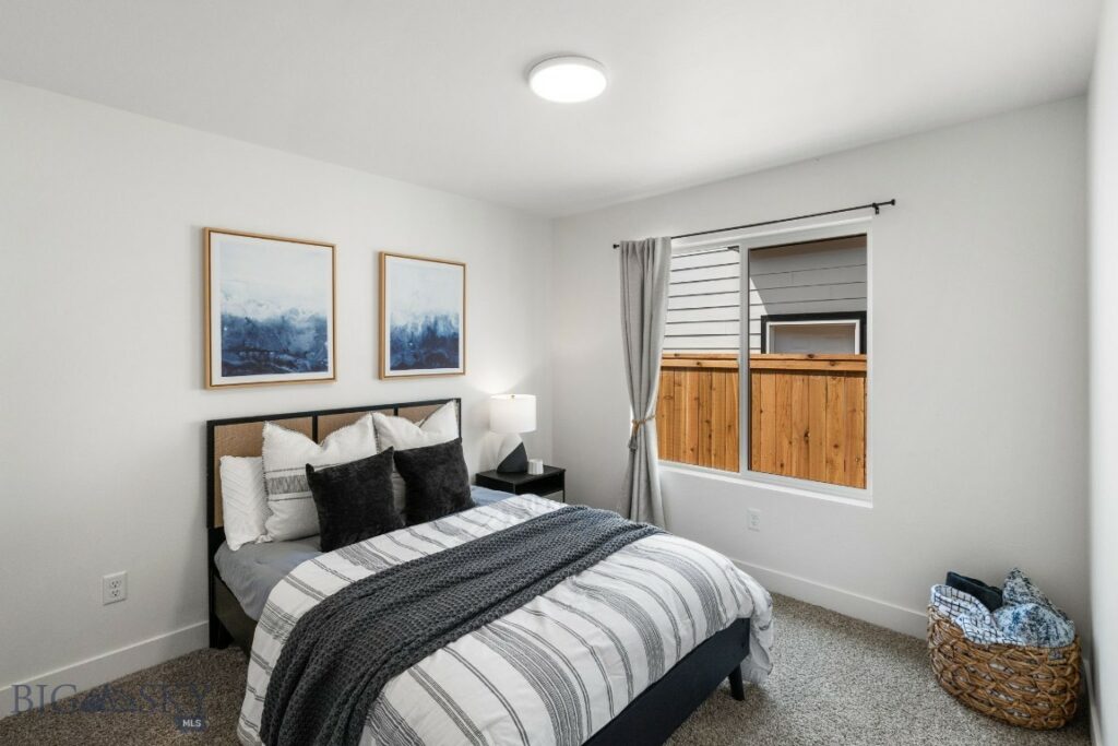 509 Reflector Rd, Belgrade MT 59714