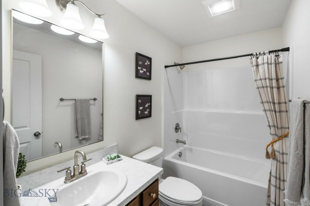 509 Reflector Rd, Belgrade MT 59714