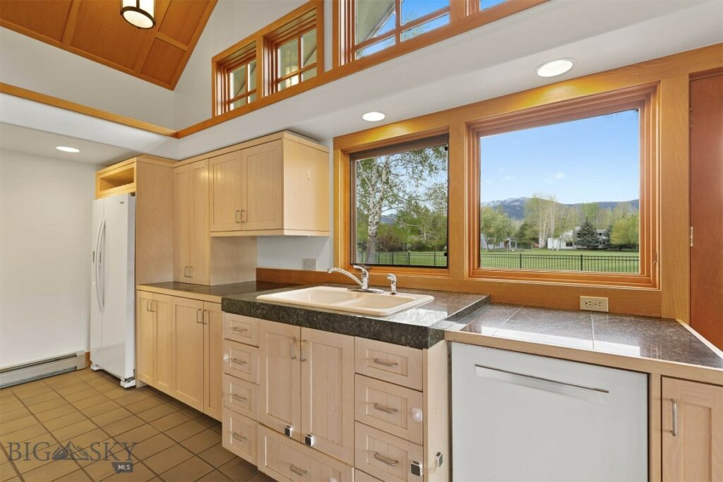 51 Park Plaza Road, Bozeman MT 59715