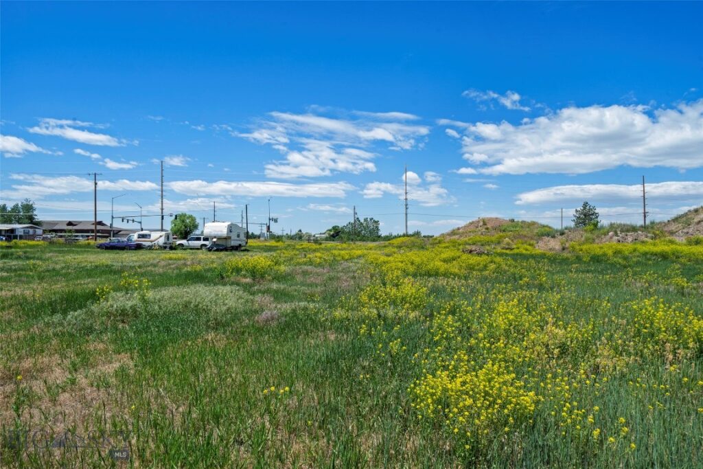 5102 Jackrabbit & 15 E Cameron Bridge, Belgrade MT 59714