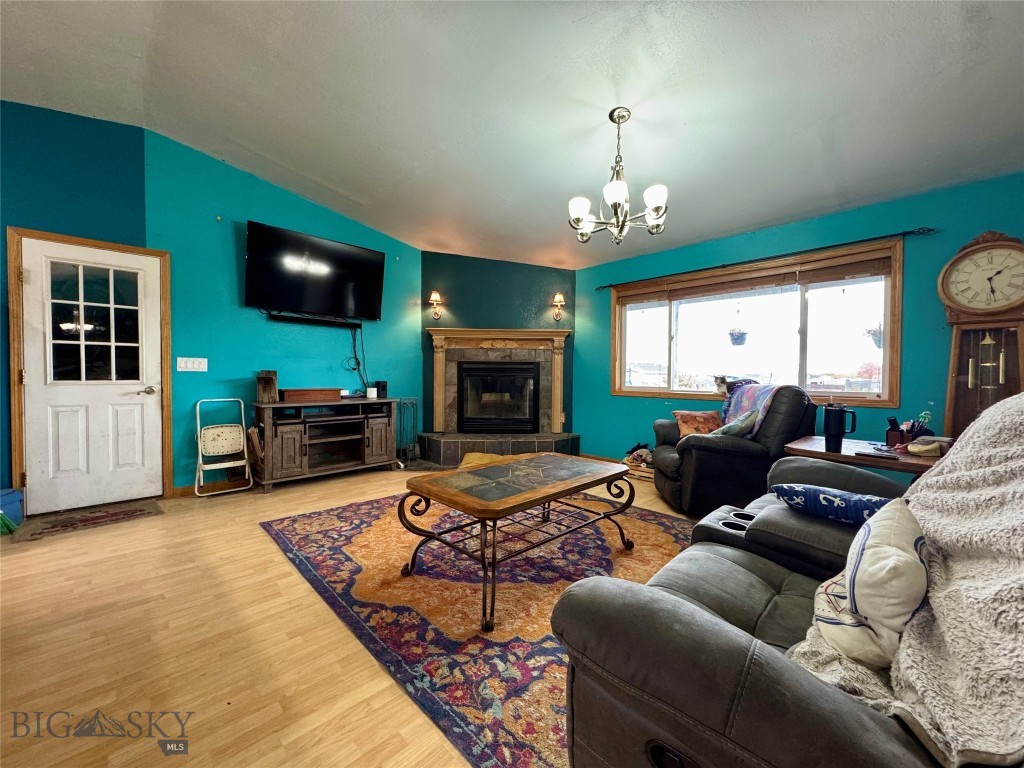 511 Garnier Ave, Livingston MT 59047