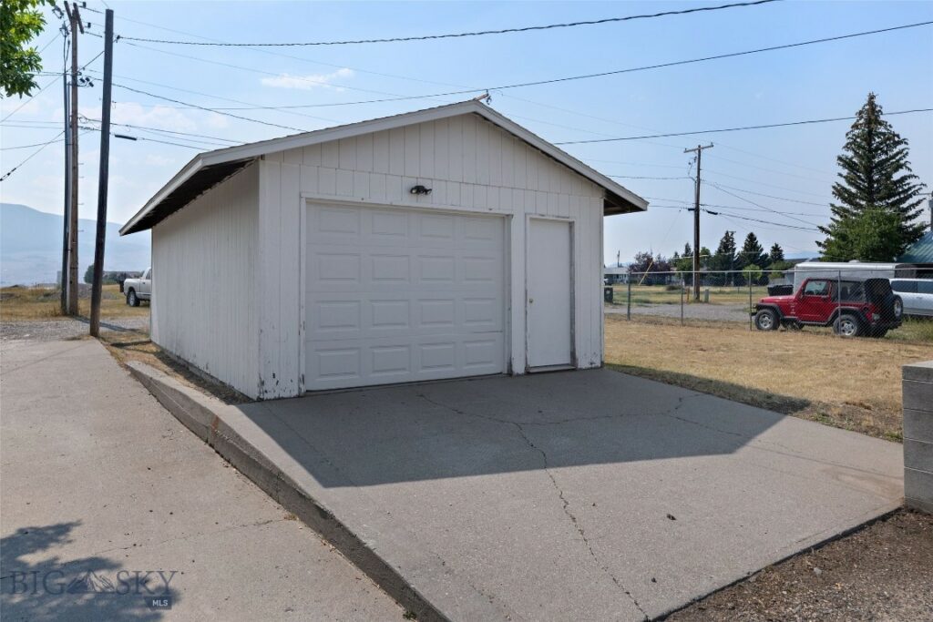 511 N 11th Street, Livingston MT 59047
