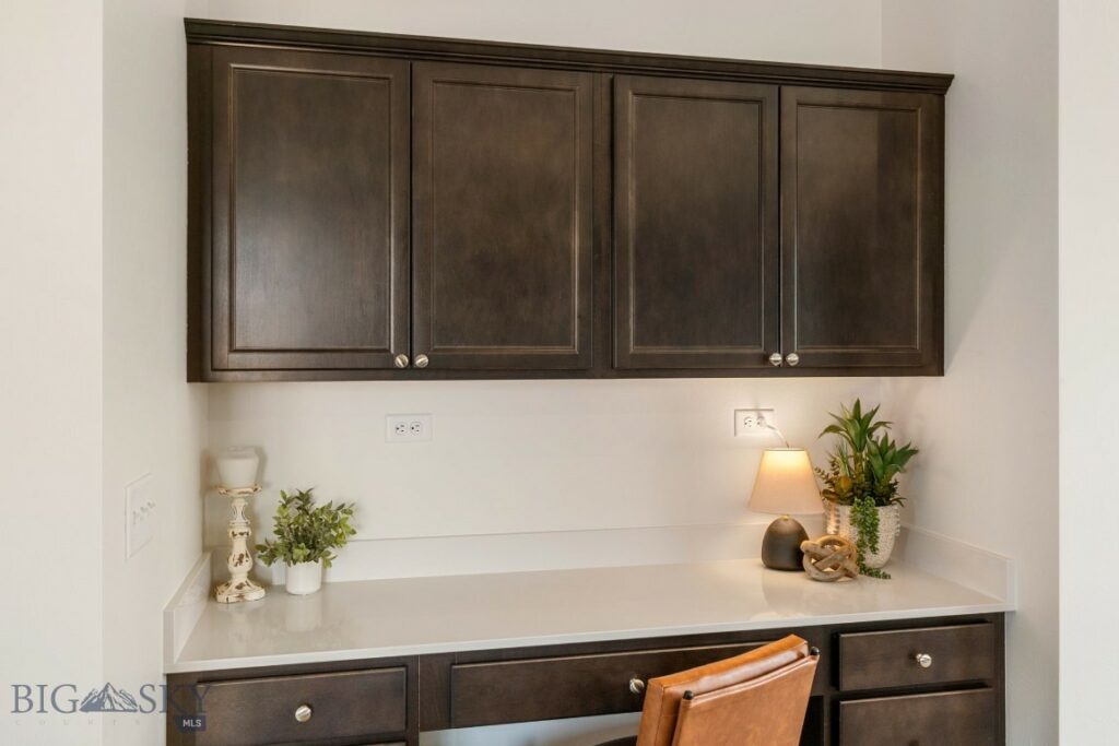 511 Reflector Road, Belgrade MT 59714