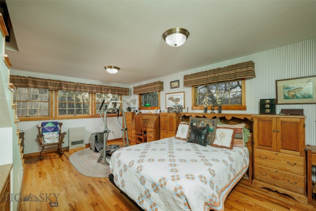 5116 US Highway 89 South S, Livingston MT 59047