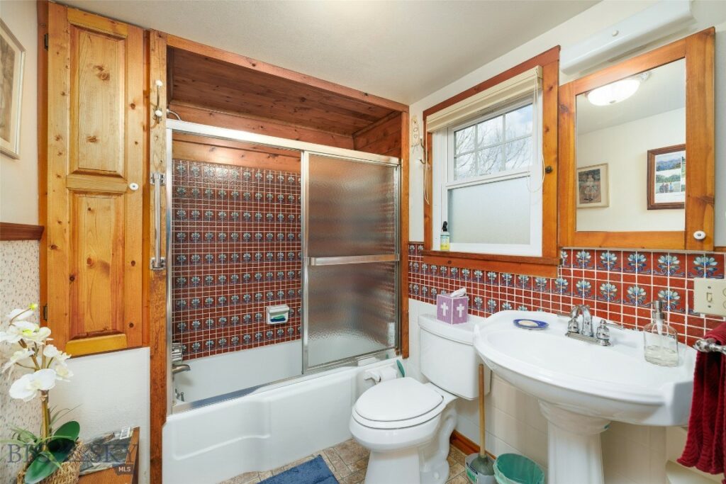 5116 US Highway 89 South S, Livingston MT 59047