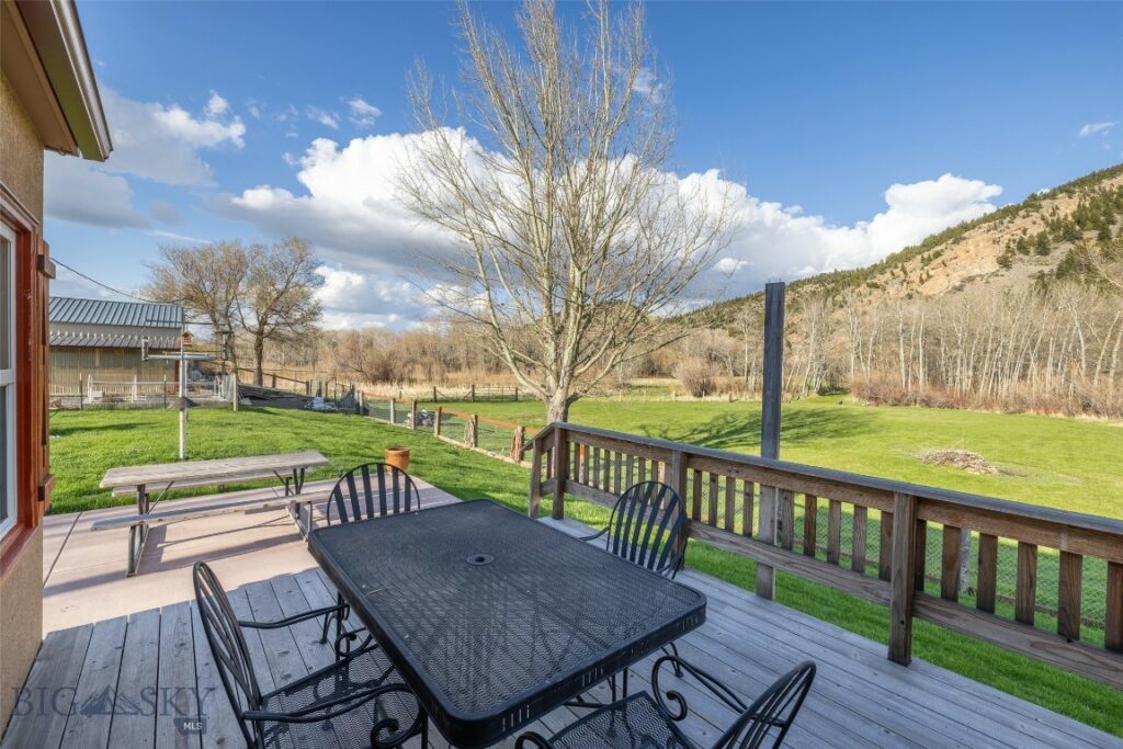 5116 US Highway 89 South S, Livingston MT 59047