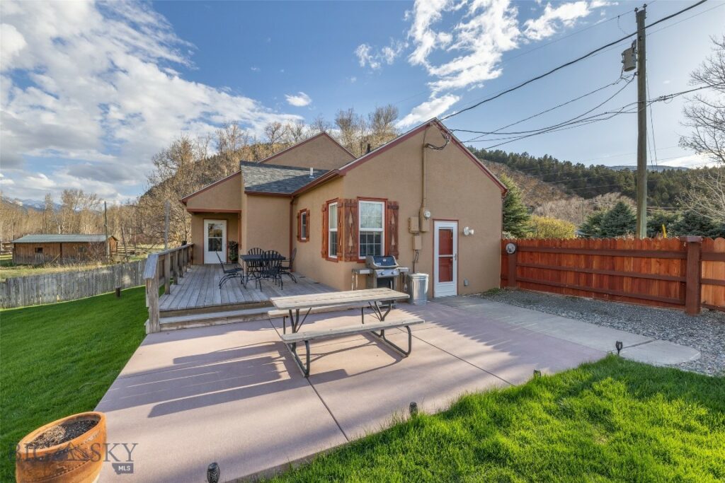 5116 US Highway 89 South S, Livingston MT 59047