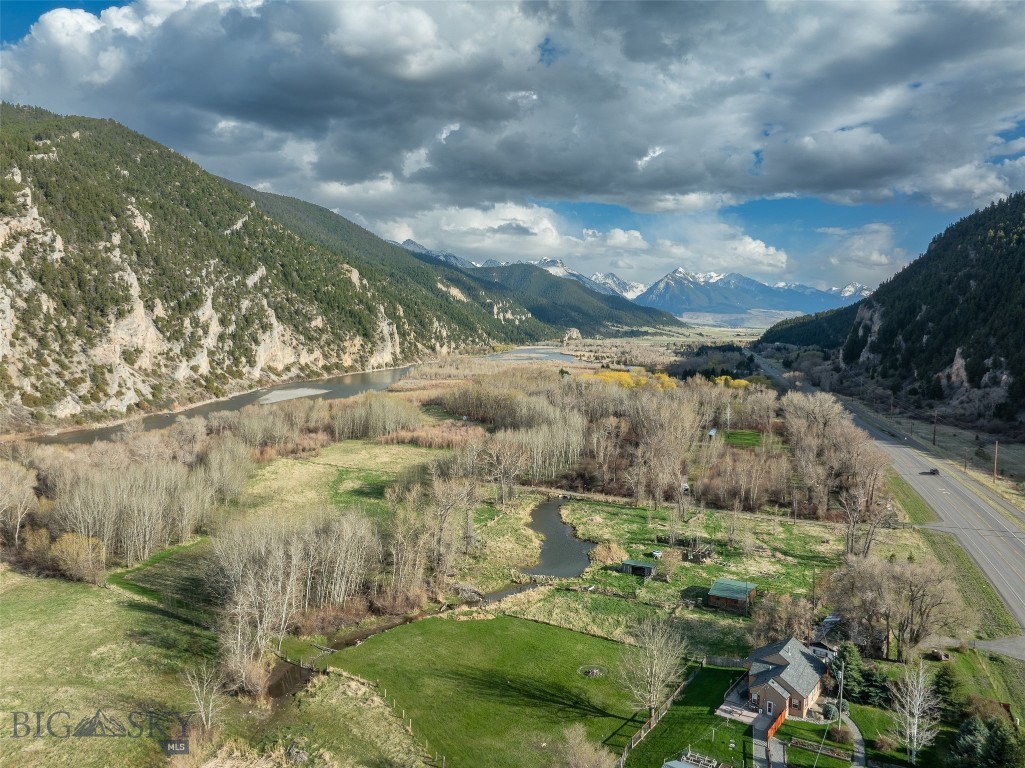 5116 US Highway 89 South S, Livingston MT 59047