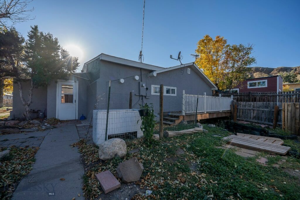 516 N L Street, Livingston MT 59047