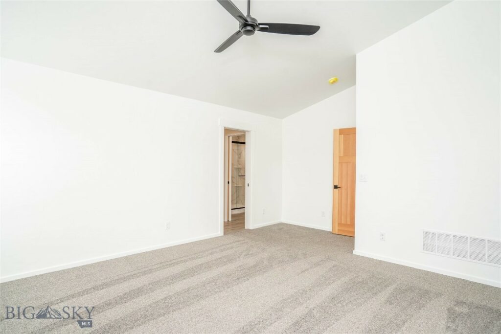 516 Spaniel, Belgrade MT 59714