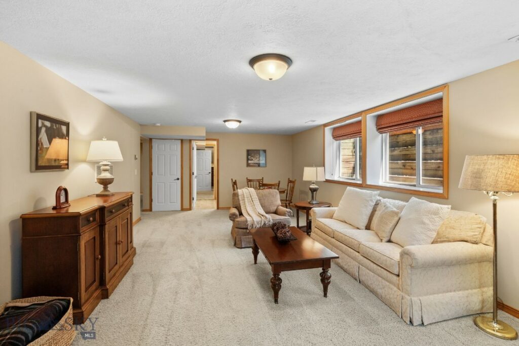 518 Oxford Drive, Bozeman MT 59715