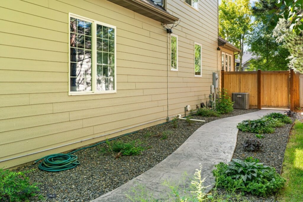 518 Oxford Drive, Bozeman MT 59715