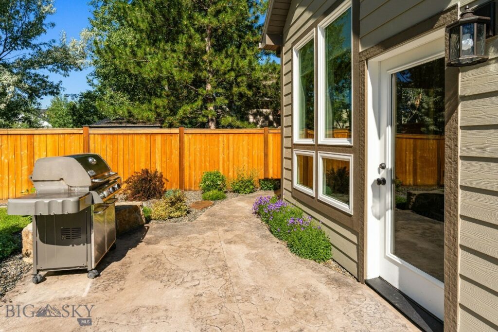 518 Oxford Drive, Bozeman MT 59715