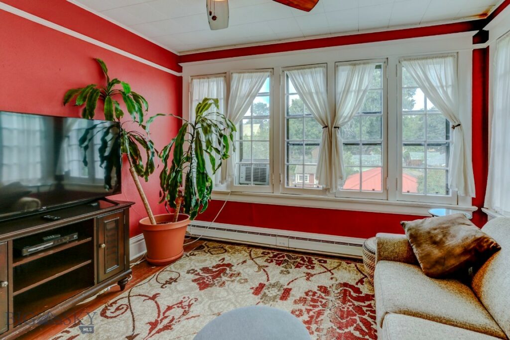 518 W Lewis Street, Livingston MT 59047