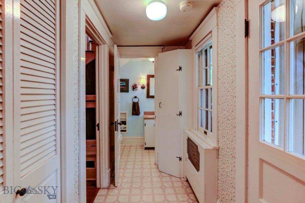 518 W Lewis Street, Livingston MT 59047