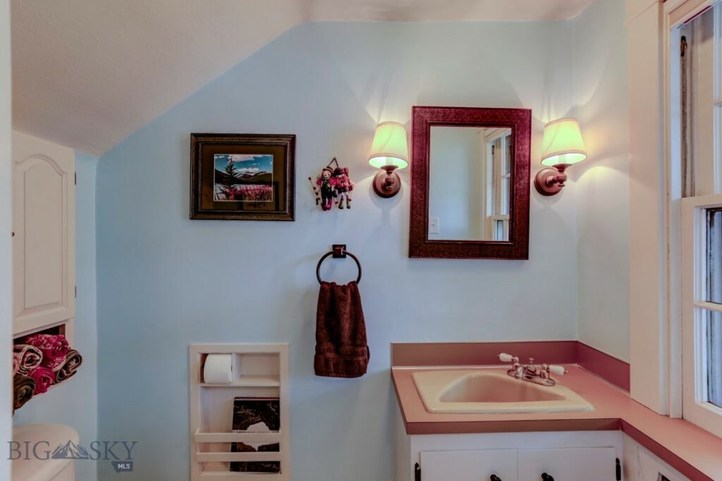 518 W Lewis Street, Livingston MT 59047