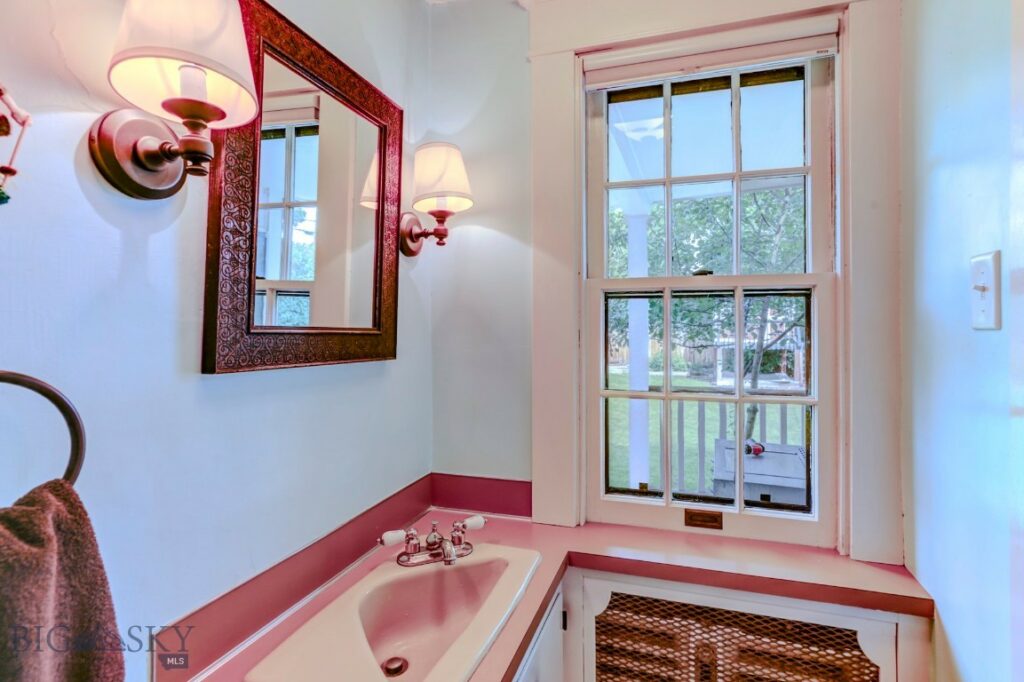 518 W Lewis Street, Livingston MT 59047