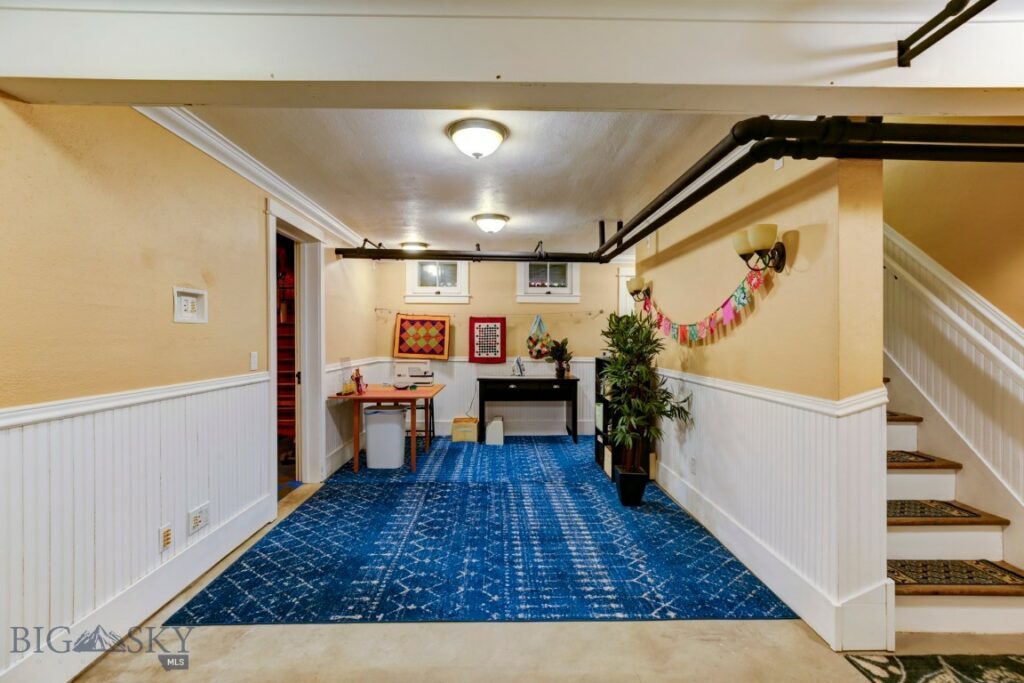 518 W Lewis Street, Livingston MT 59047