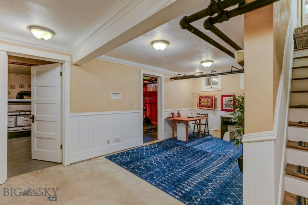 518 W Lewis Street, Livingston MT 59047