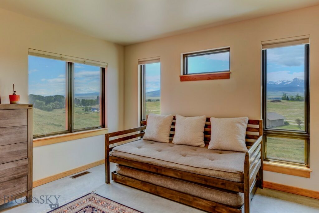 52 Haven Meadow Loop, Livingston MT 59047