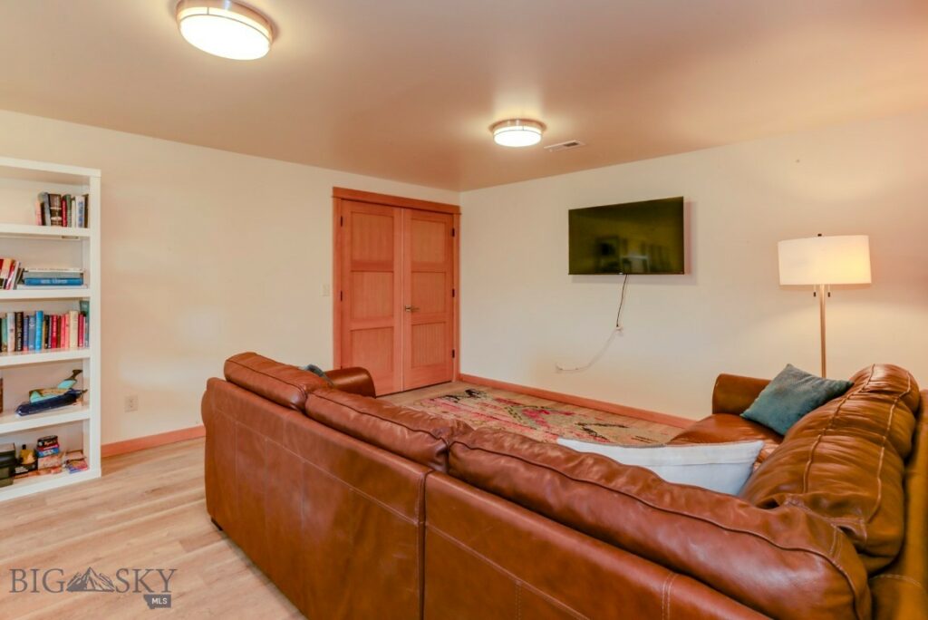 52 Haven Meadow Loop, Livingston MT 59047