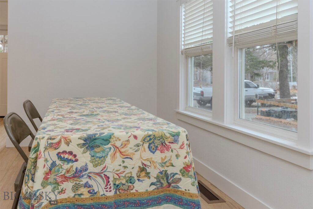 520 S 8th Street, Livingston MT 59047