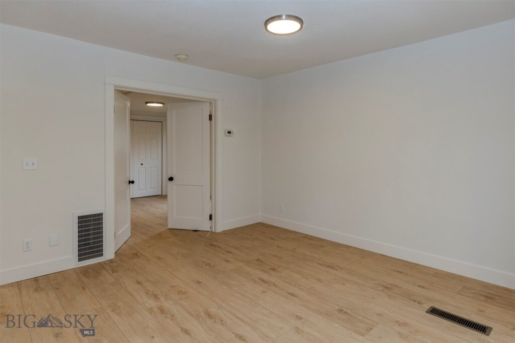 520 S 8th Street, Livingston MT 59047