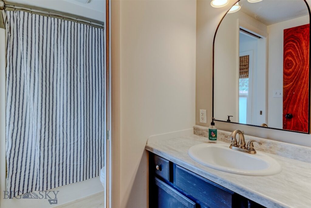 520 S 8th Street, Livingston MT 59047