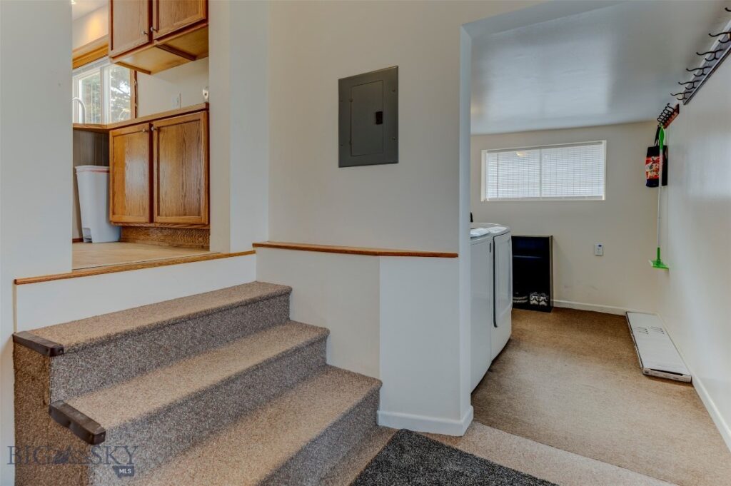 520 S 8th Street, Livingston MT 59047