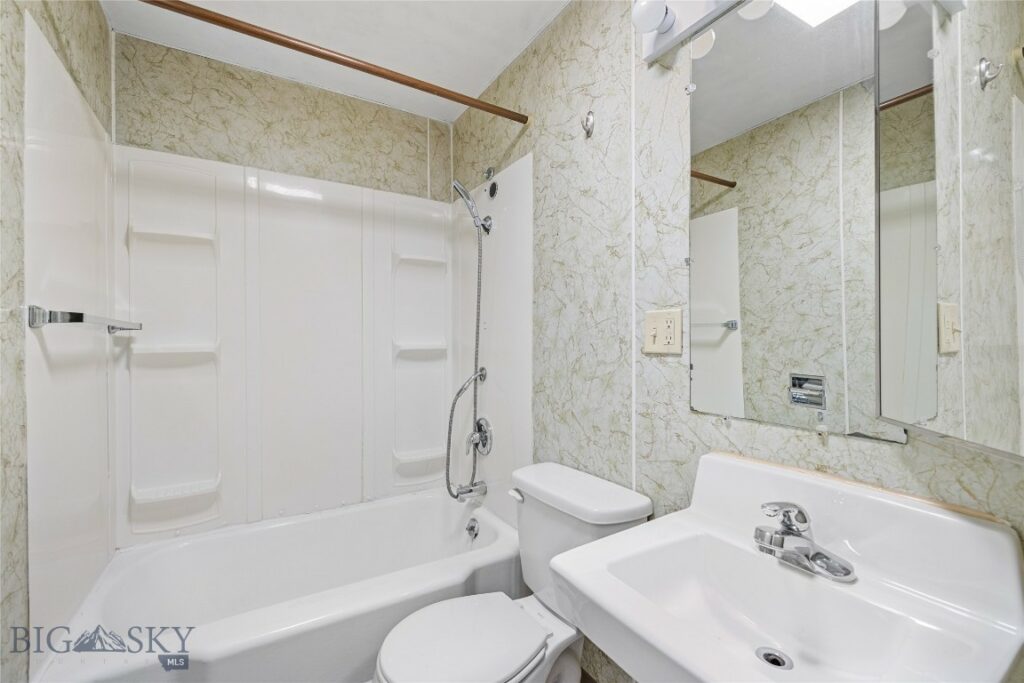 520 N Black Street N, Bozeman MT 59715