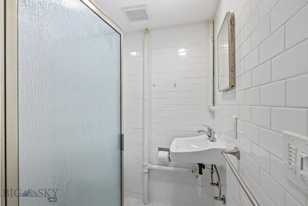 520 N Black Street N, Bozeman MT 59715